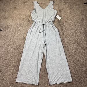 Old Navy Active Jumpsuit Breath On Wide Leg Crop Gray Large NWT Comfy Pockets